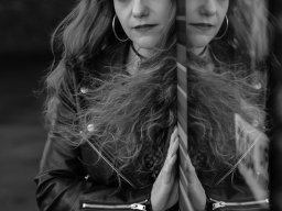 Portrait &raquo; Female &raquo; SandraA